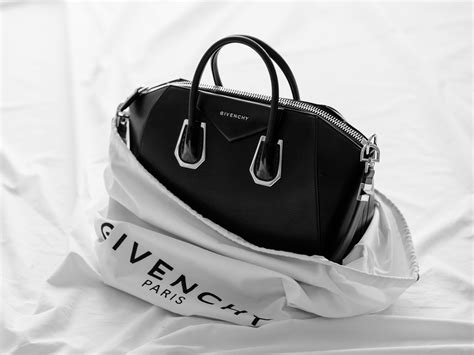 antigona givenchy femme|givenchy antigona review.